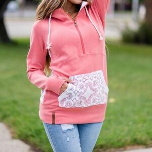 Ampersand Women's Pink Hoodie with Patterned Pocket size small